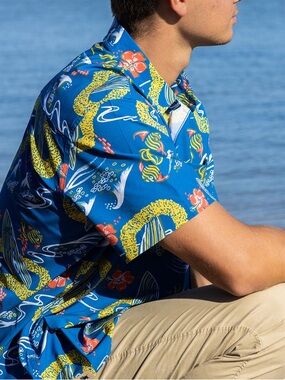 Western Aloha Surfboard Blue Short-Sleeve Pearl snap-front Shirt, Sz L